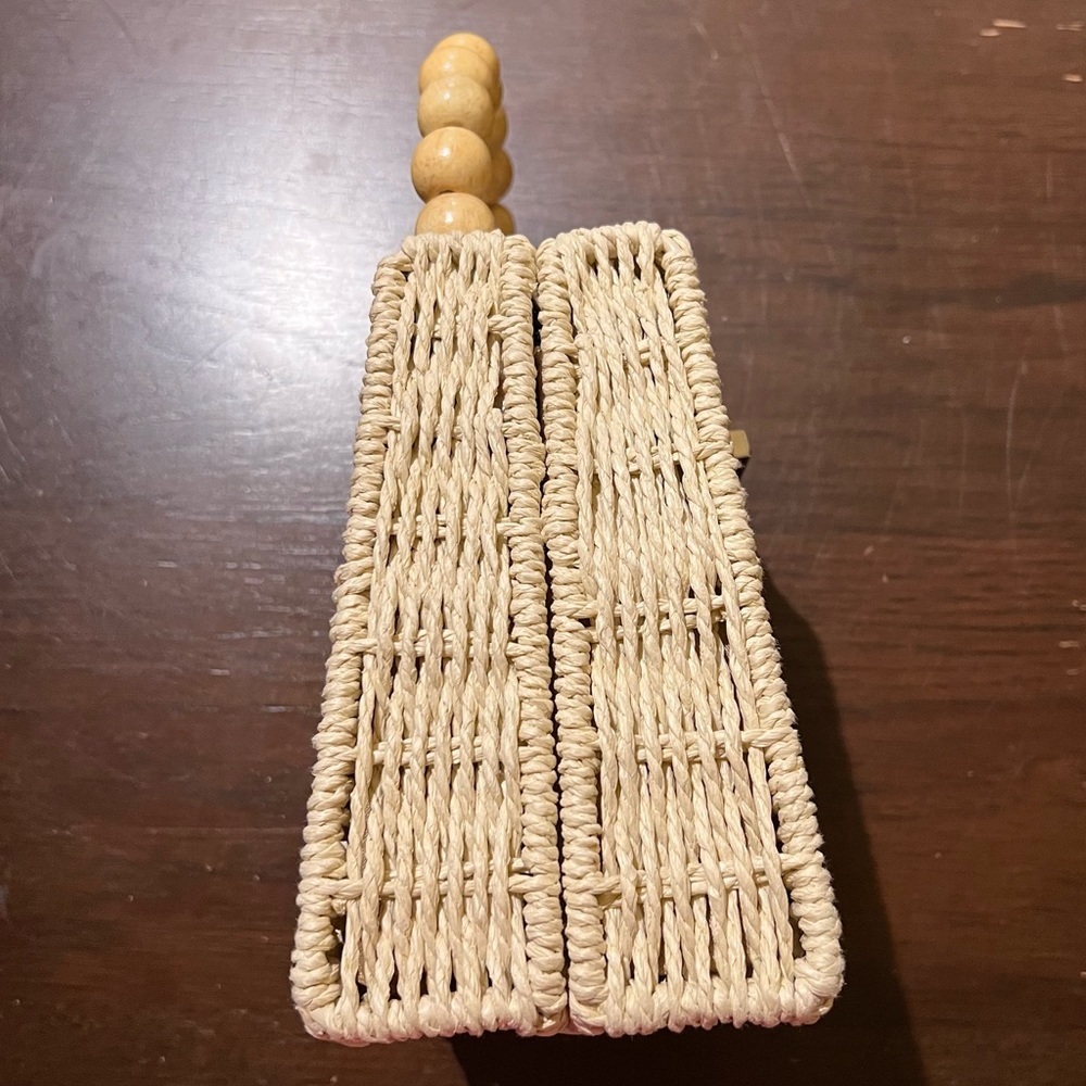 Wicker Purse - Picture 5 of 12